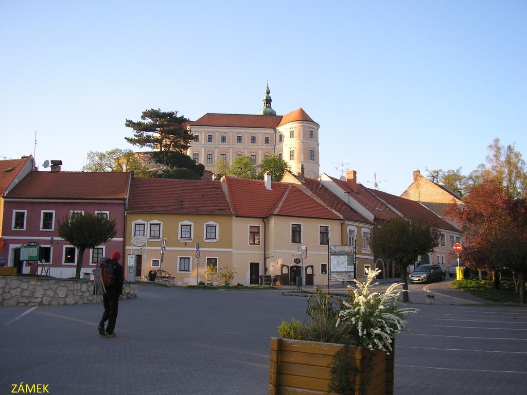Penzion U Zabaka Mikulov Eksteriør bilde