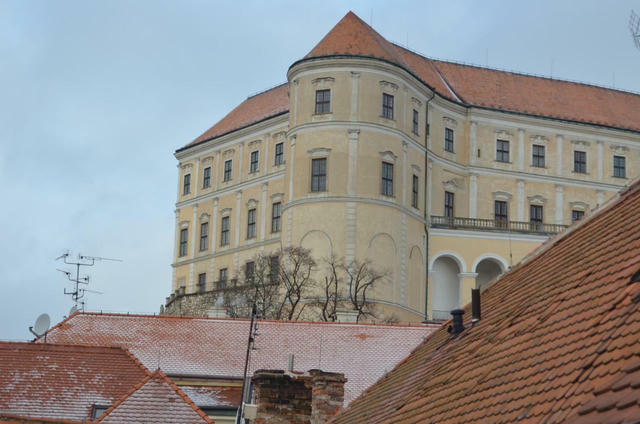 Penzion U Zabaka Mikulov Eksteriør bilde
