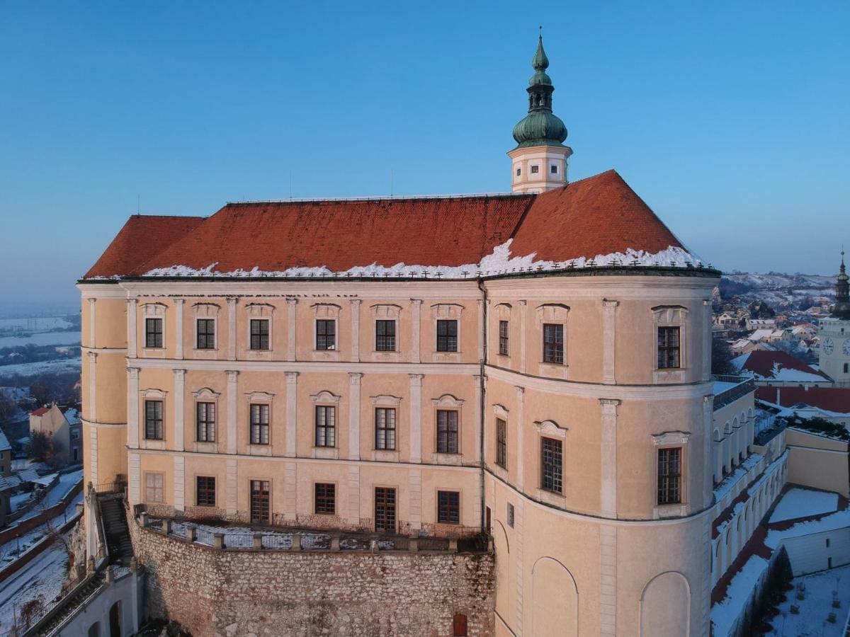 Penzion U Zabaka Mikulov Eksteriør bilde